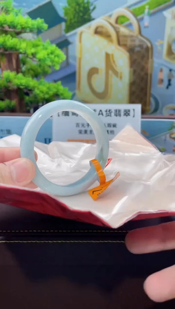 【闪购商品】翡翠手镯未镶嵌手镯17