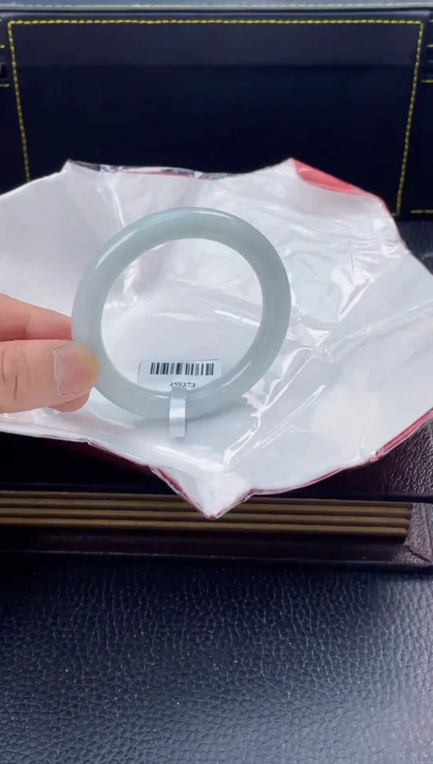【闪购商品】翡翠手镯未镶嵌手镯13