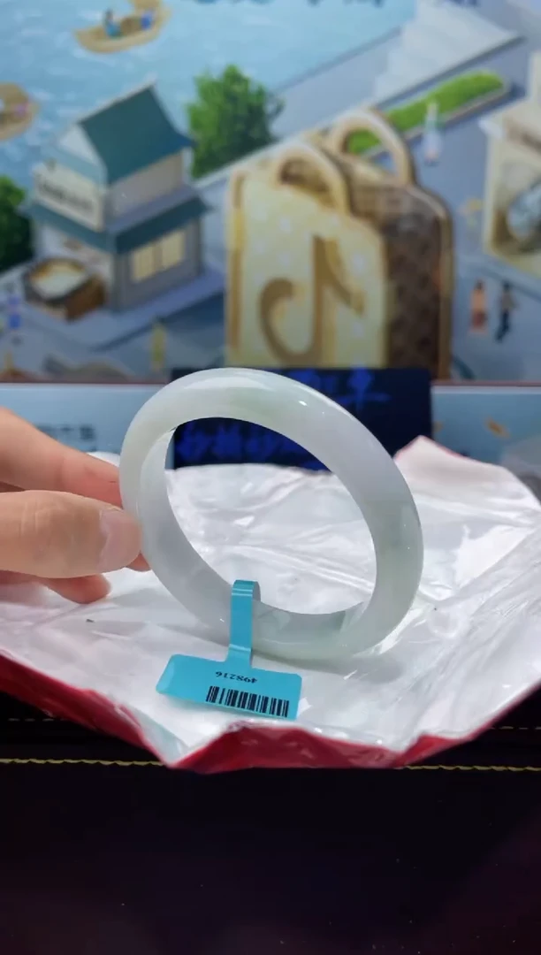 【闪购商品】翡翠手镯未镶嵌手镯6