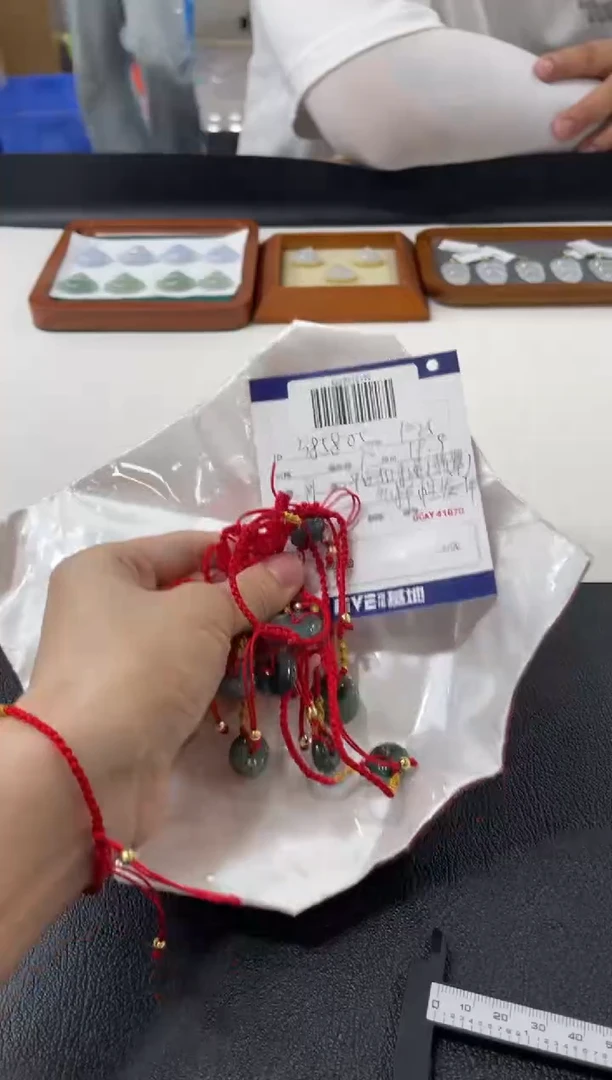 【闪购商品】翡翠手绳未镶嵌一姐|385805|多样性发一件