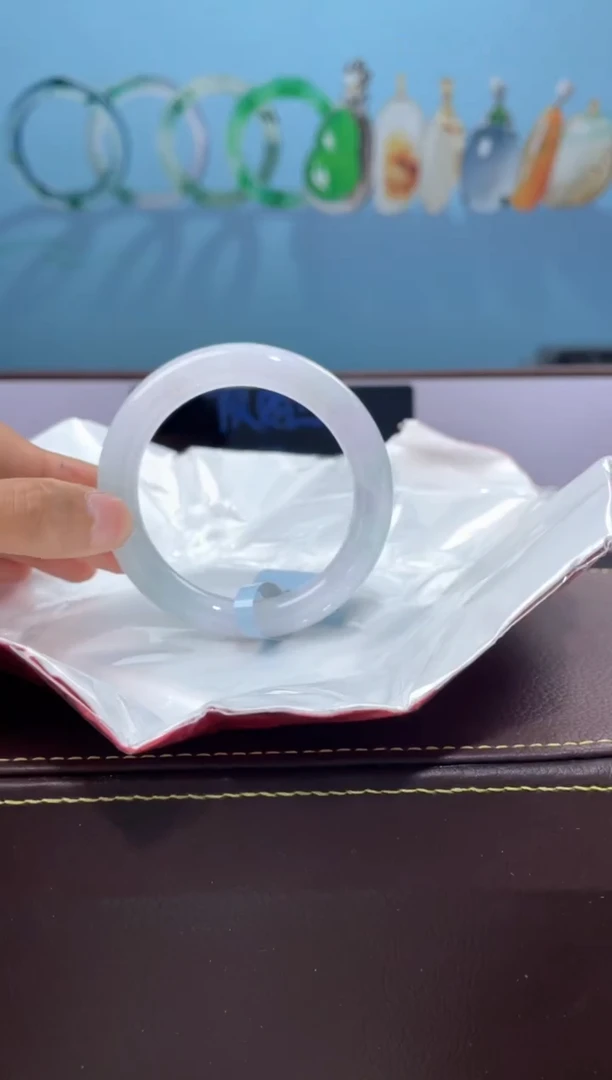 【闪购商品】翡翠手镯未镶嵌手镯8