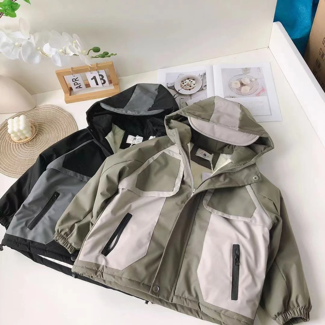 Y024儿童冬款拼色净版加绒外套