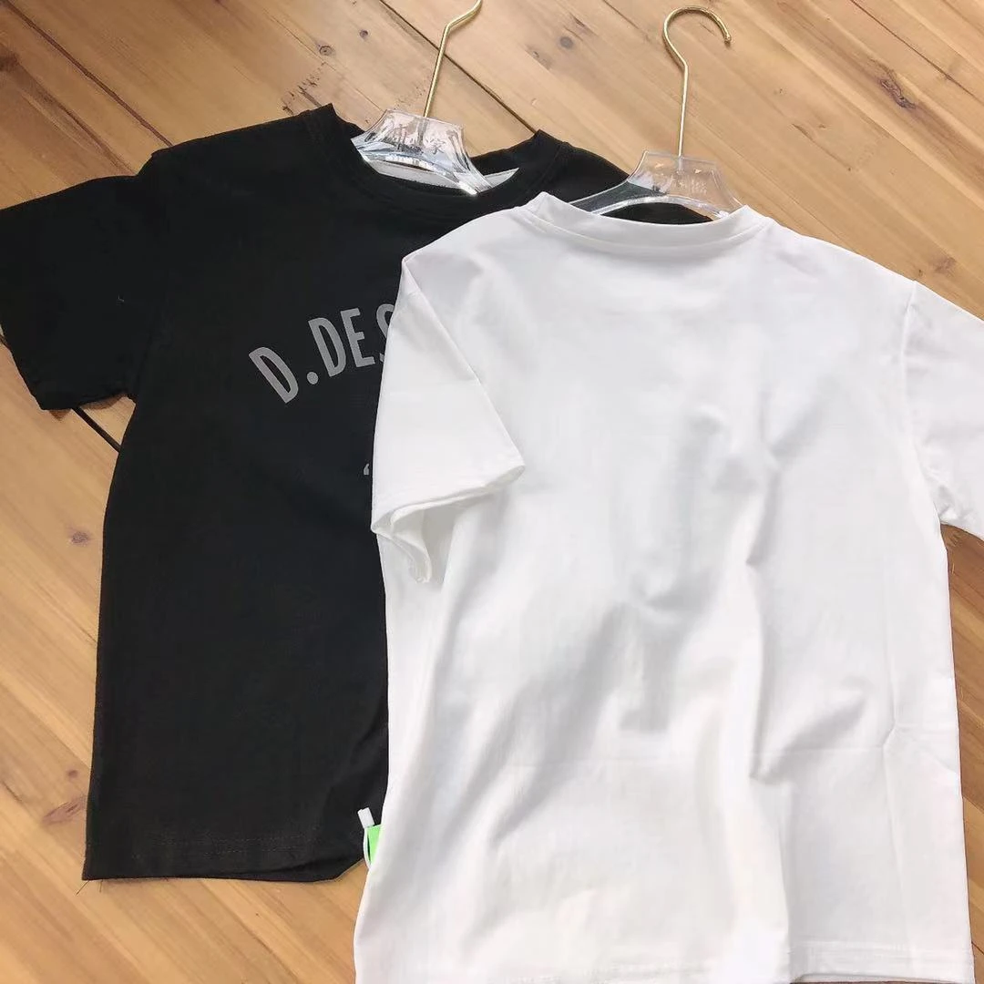 A084语童大童夏季D字母短袖T恤