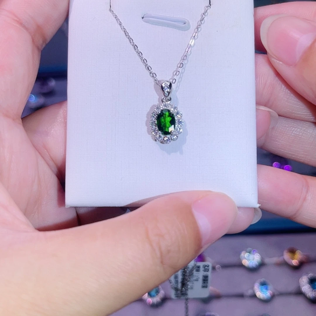 【闪购商品】透辉石吊坠银S925镶嵌