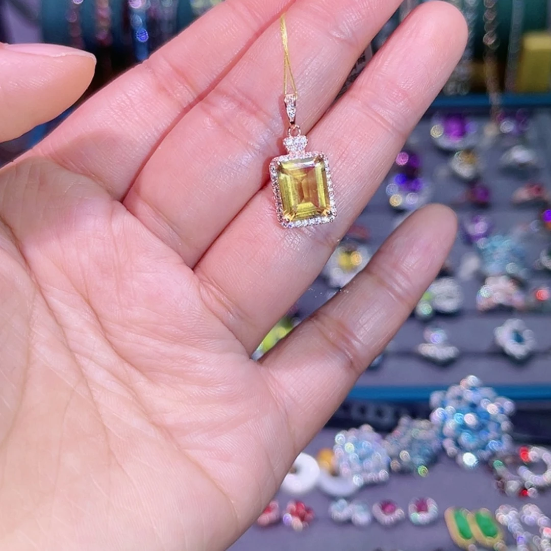 【闪购商品】黄晶吊坠(赠链)银S925镶嵌吊坠