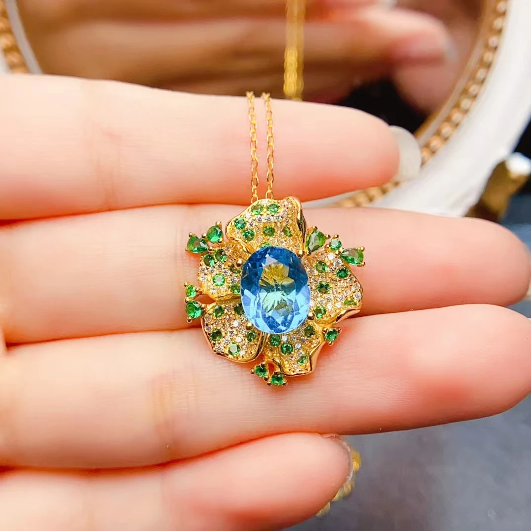 天然托帕石吊坠颜色美上身时尚百搭减龄！尺寸8*10mmS925银镶嵌