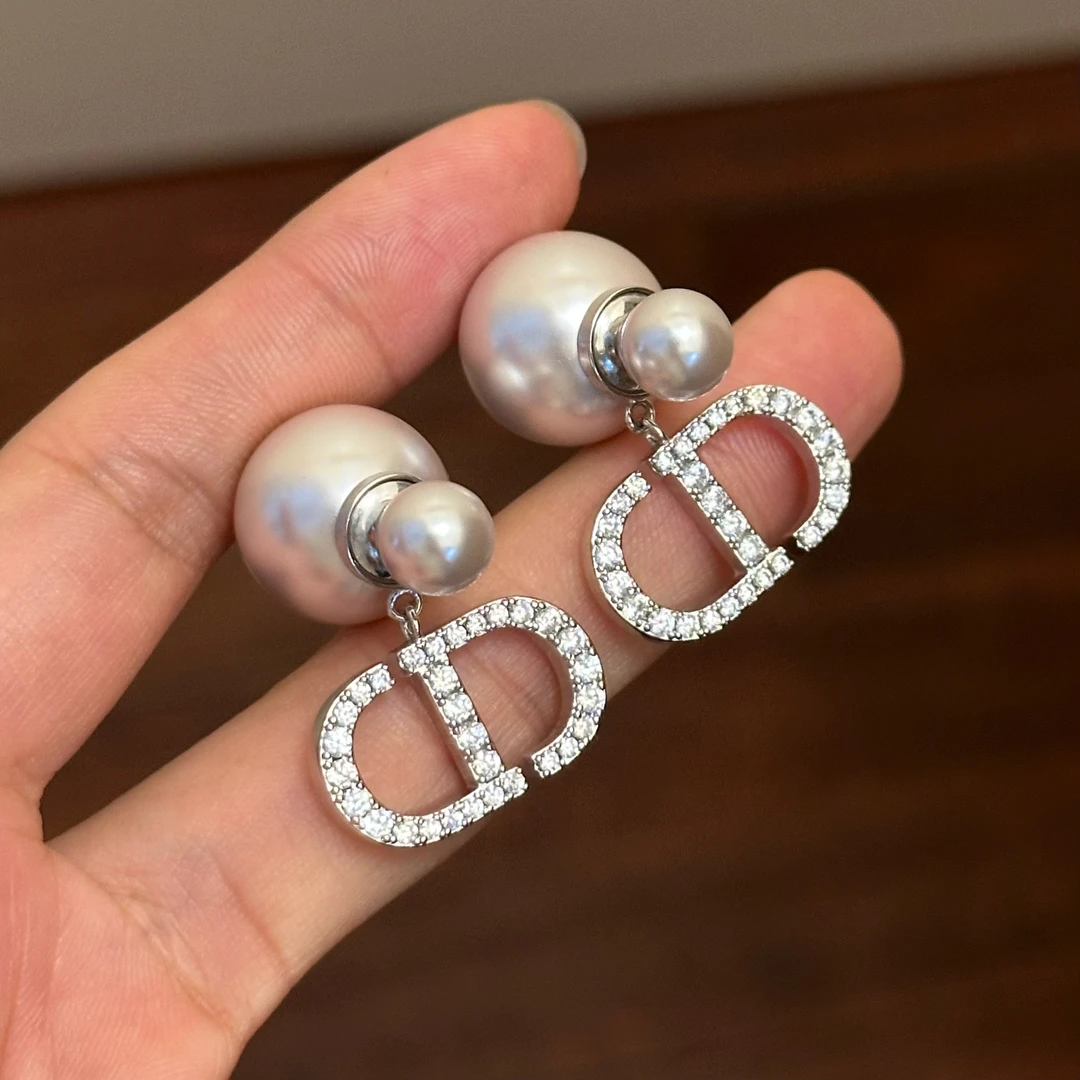 铜合金仿珍珠耳饰 E0180 时尚气质韦雪同款猪鼻子耳钉