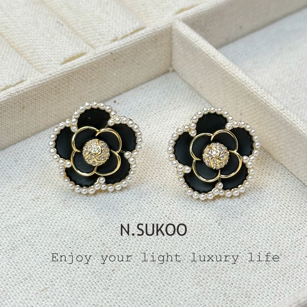 铜合金仿珍珠耳饰 E0410 时尚大气小香风山茶花气质经典耳钉