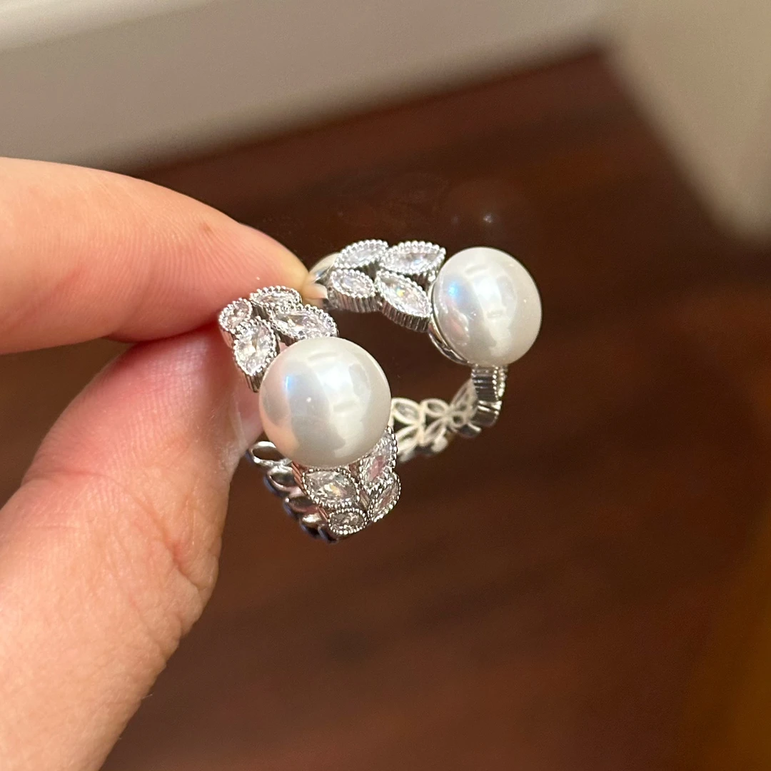 铜合金合成锆石耳饰 E0565 时尚精致麦穗贝珠时髦个性经典耳圈