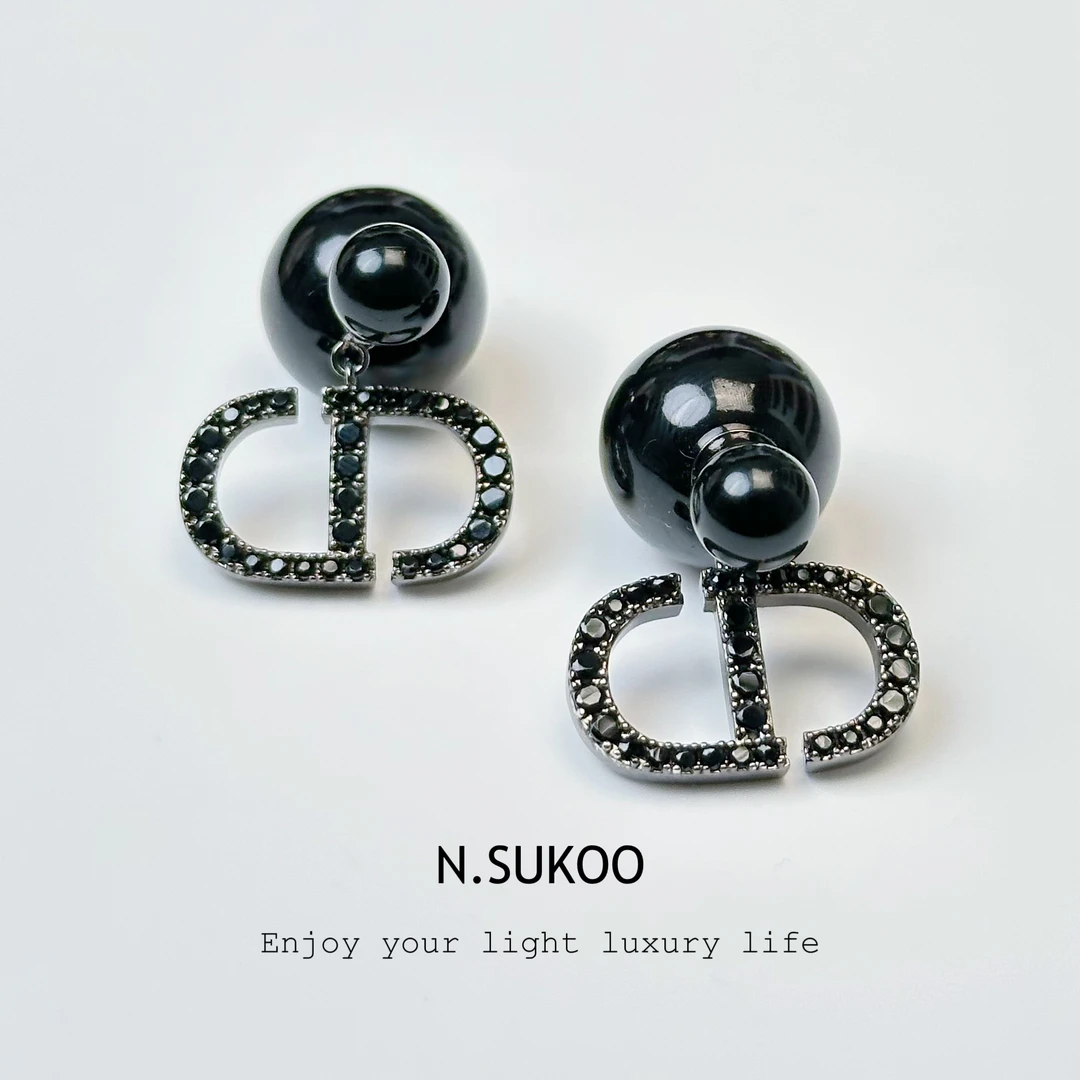 铜合金合成锆石耳饰 E0453时尚气质黑色复古个性镶钻设计感耳环