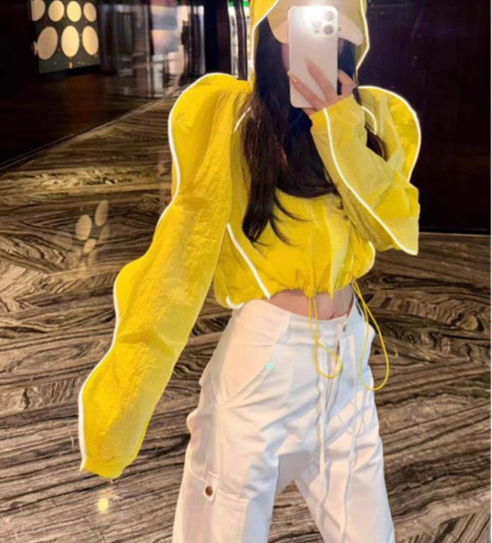 夏季女款2025新款巨好看小个子薄款潮酷发光防晒衣连帽防晒服外套