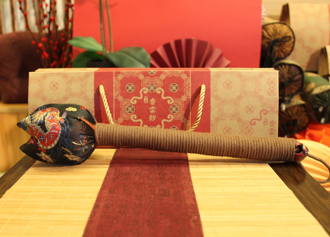 龙莲|手工布锤敲打肩颈保健锤拍背老头乐颈肩高档按摩锤-6689