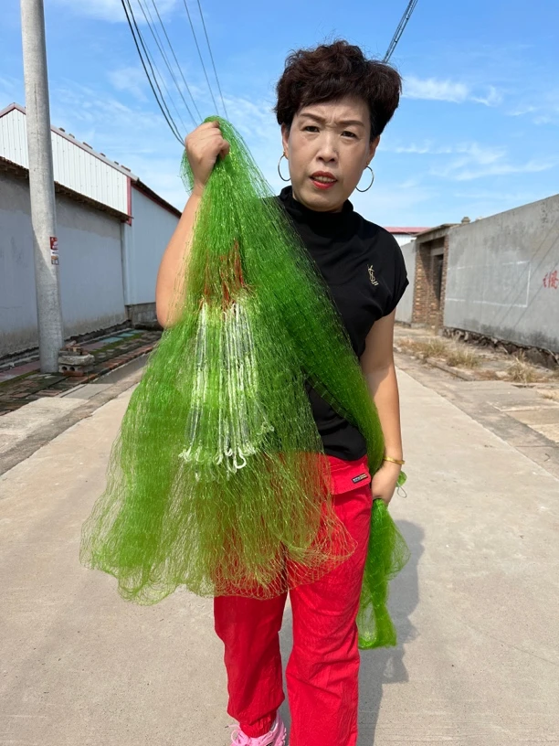 软丝鱼线渔网一指半网眼，三米半左右高，直径五米，捕鱼，纯手工鱼网