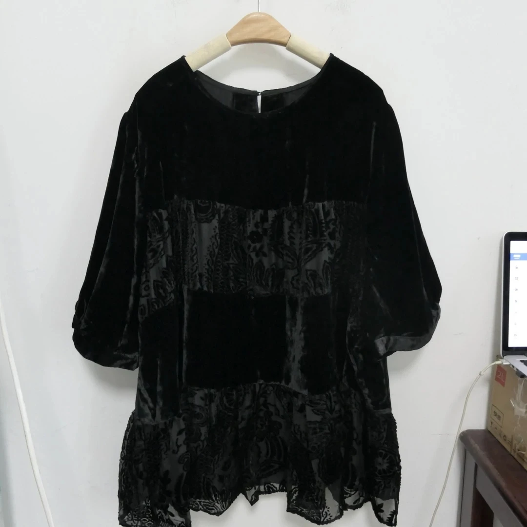 XQ-24802蚕丝绒宽松版套头百褶裙上衣