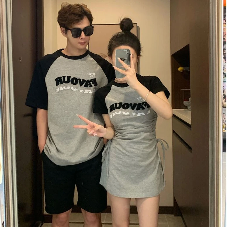 一裙一衣高级感学院风情侣装连衣裙t桖2024新款一男一女夏季套装