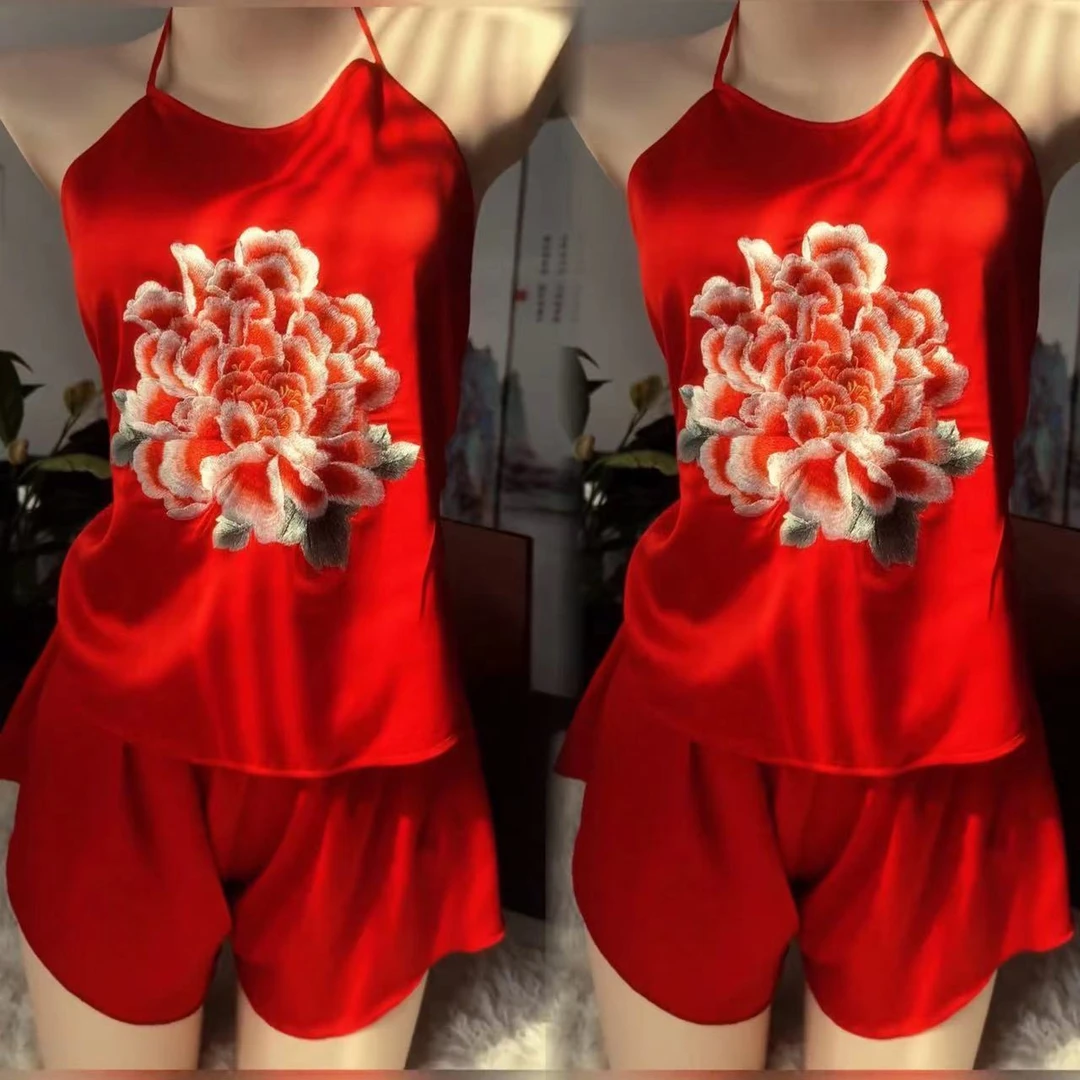 苏绣刺绣夏季系带肚兜睡衣新款冰丝绸绣花古风性感吊带挂脖套装