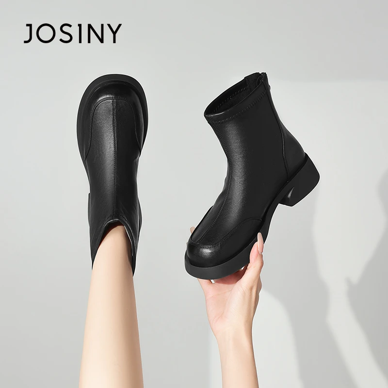 卓诗尼加绒保暖短靴2024冬季新款女士休闲时尚百搭流行舒适靴子