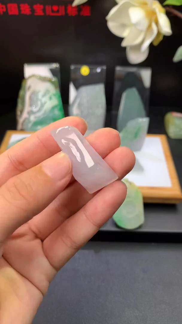 【闪购商品】定制翡翠未镶嵌