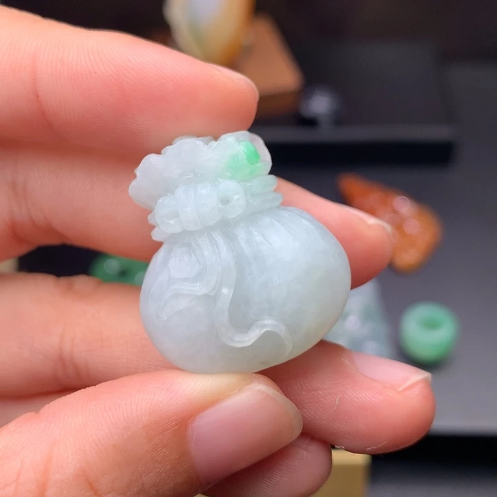 定制翡翠未镶嵌福袋