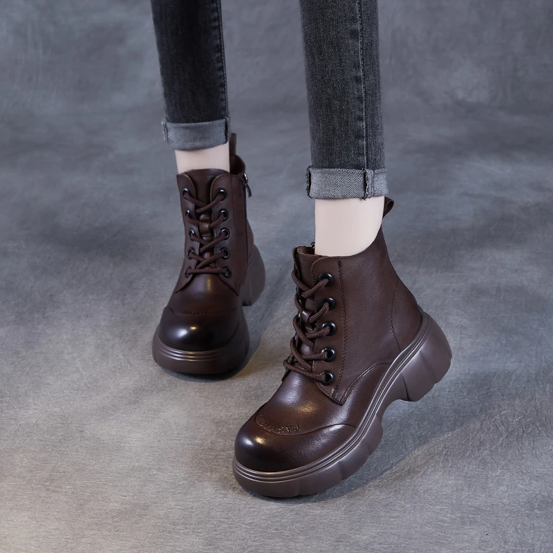 秋季新款厚底马丁靴女高档头层牛皮大头字母多巴胺洋气增高短筒靴