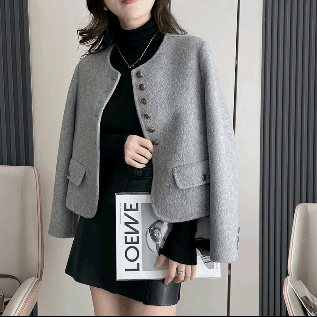 小香风单排扣时尚气质网红百搭短款韩版轻奢简约圆领开衫外套