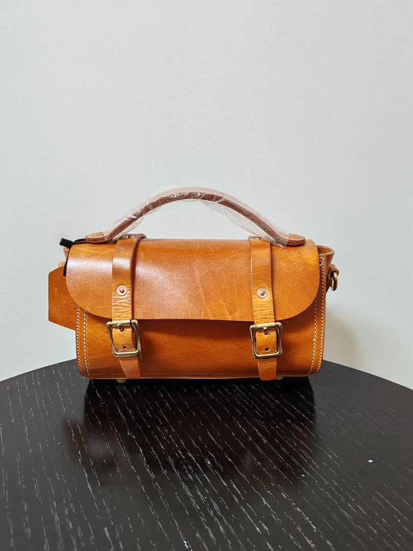 剑桥箱子斜跨包时尚复古经典简约圆筒潮流小众