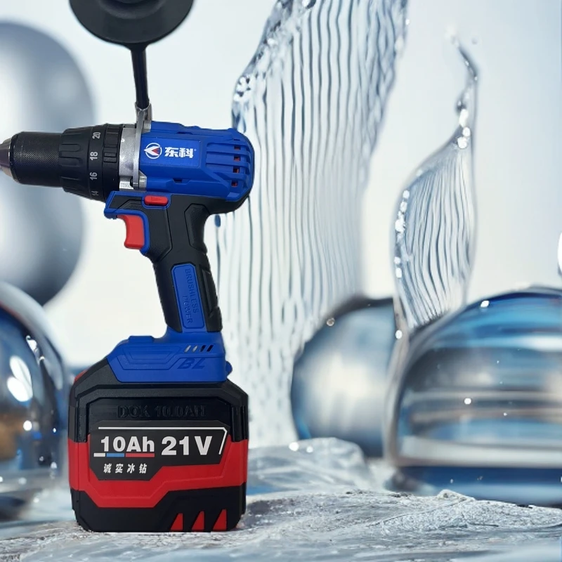 户外冰钓手提式东科电钻大容量电池送充电宝转换器