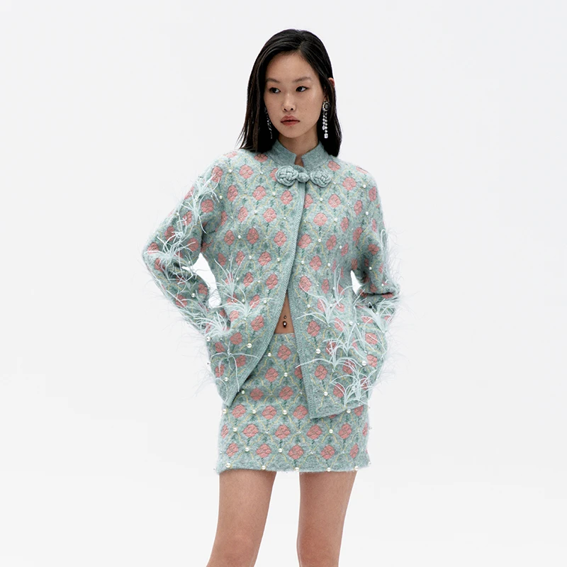 LE FAME/拉飞姆冬季宫廷风花卉小立领针织外套