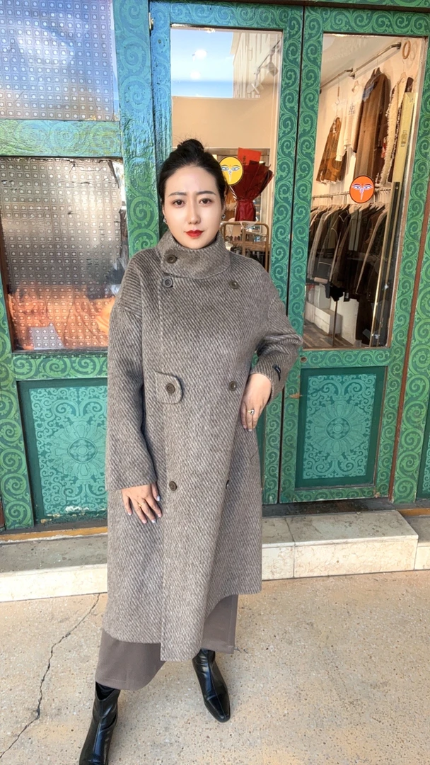 新款韩系时尚宽松赫本风立领长款斜纹毛呢大衣外套女士