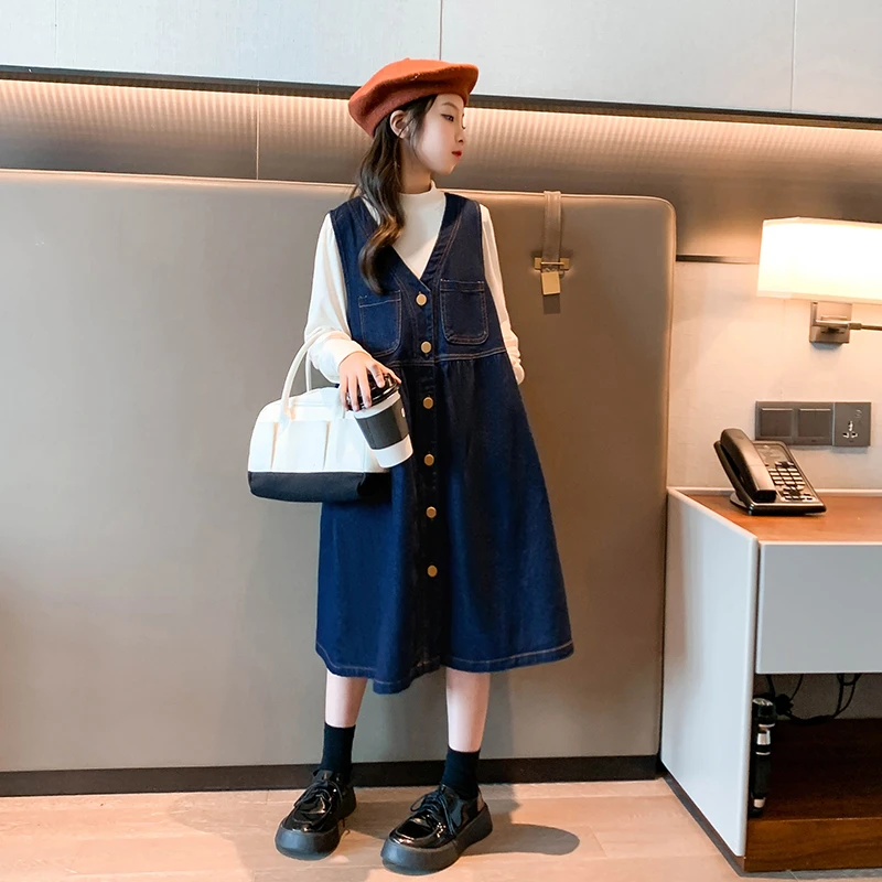 女童春装连衣裙2025新款儿童洋气牛仔裙女孩中大童时髦背带裙套装