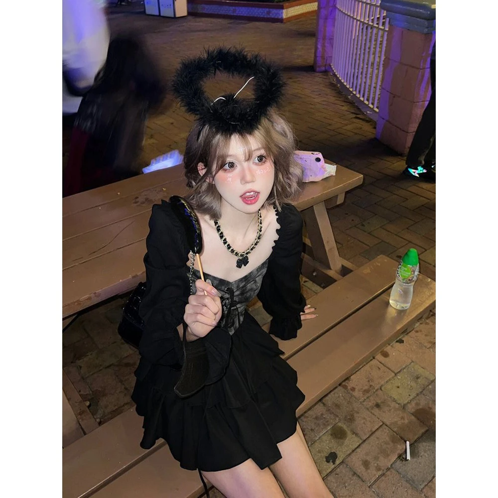 复古暗黑扎染重工女秋冬季新款不规则小众收腰显瘦绑带连衣短裙子