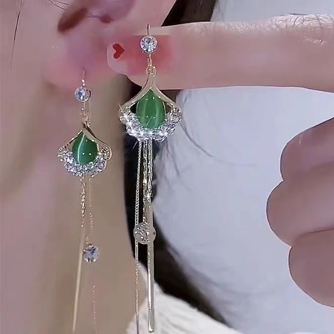 铜合金合成锆石耳饰 新款三生有杏银杏叶喵珠优雅气质显白耳线203