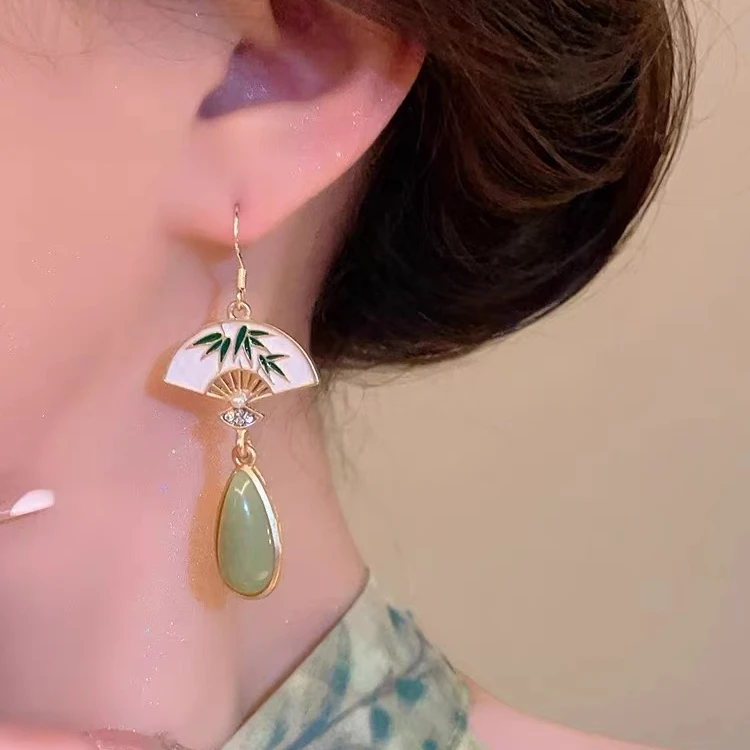铜合金耳饰 宫廷复古风扇形旗袍小众高级绿色耳环175