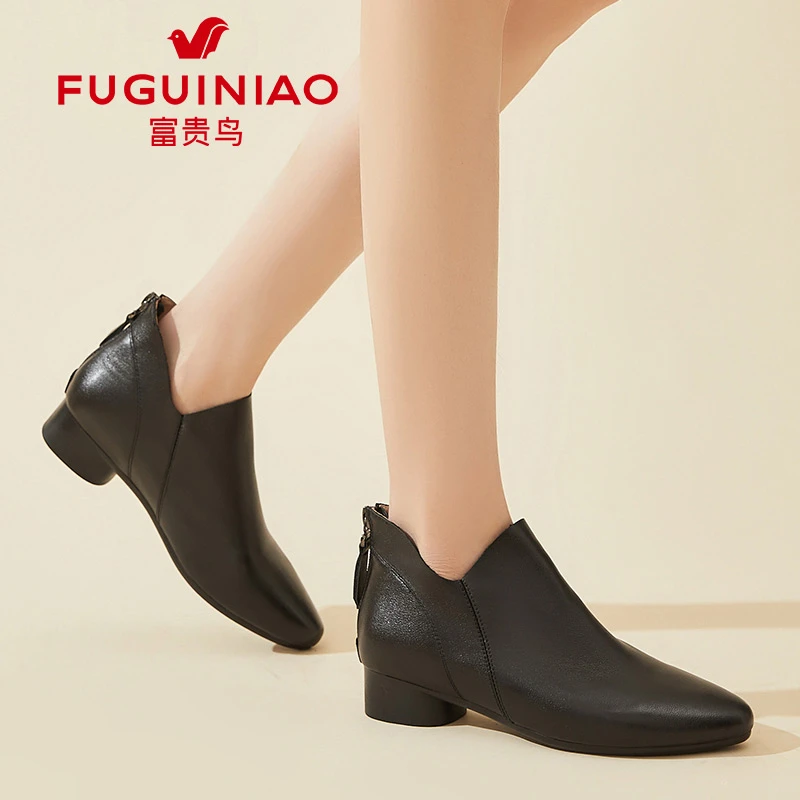 富贵鸟真皮粗跟马丁靴女2025新款秋冬平底短筒靴英伦风中老年单靴