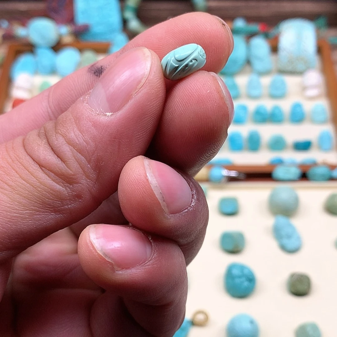 【闪购商品】绿松石颈饰未镶嵌