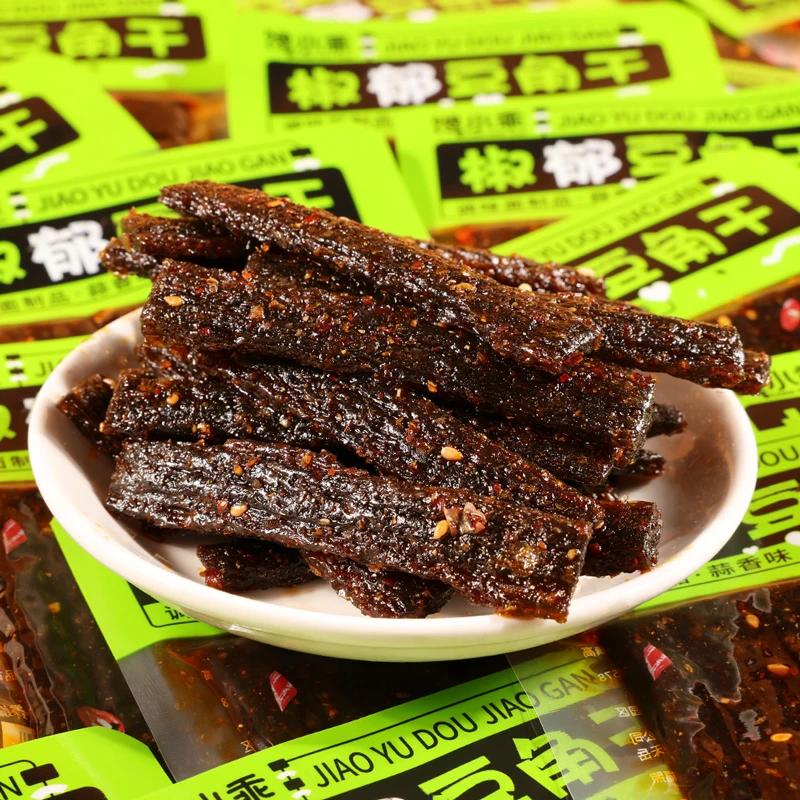 馋小乖椒郁豆角干蒜煸辣条蒜香小零食儿时解馋休闲面筋小吃食品