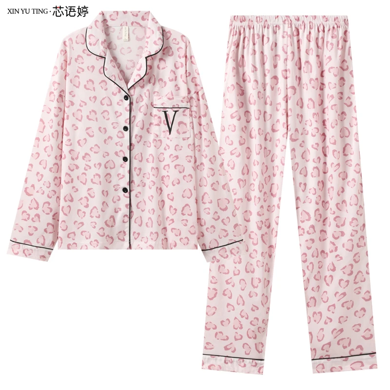 芯语婷「V字豹纹」2025秋季轻奢宽松大码睡衣女长袖高级家居服套装