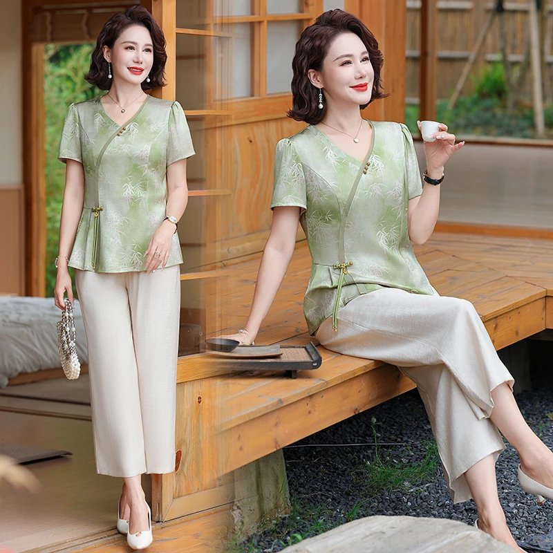 新中式女装时尚中老年妈妈装V领气质洋气夏季休闲显瘦小衫T恤衣服