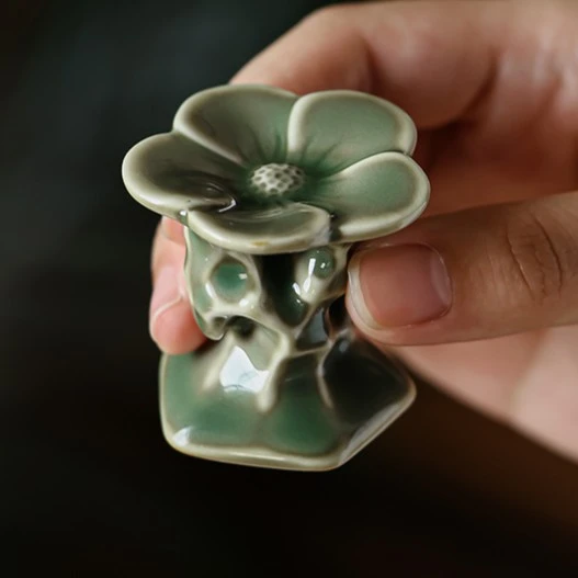 泥炎越青石上花盖置中式创意茶道盖碗壶盖托茶道配件家用茶桌摆件