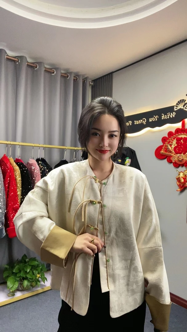 1001#【国风】春季单款女外套流苏时尚百搭设计师