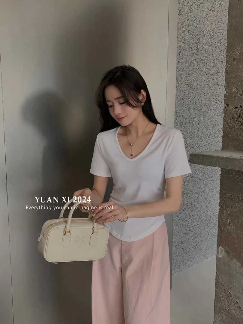 百搭打底黑白灰柔软舒适抽绳显腰身