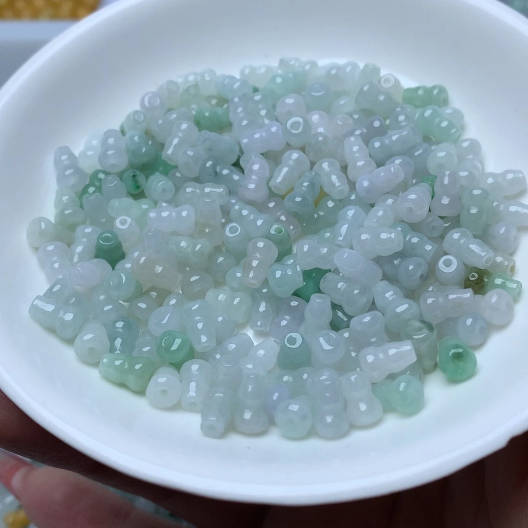 翡翠卡5乘7mm冰透小葫芦50颗