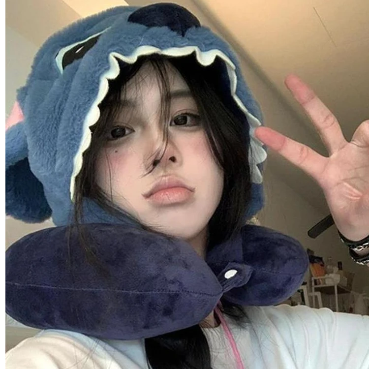 可爱蓝怪兽午睡枕趴趴枕卡通护颈枕网红家用成人旅行创意学生便携