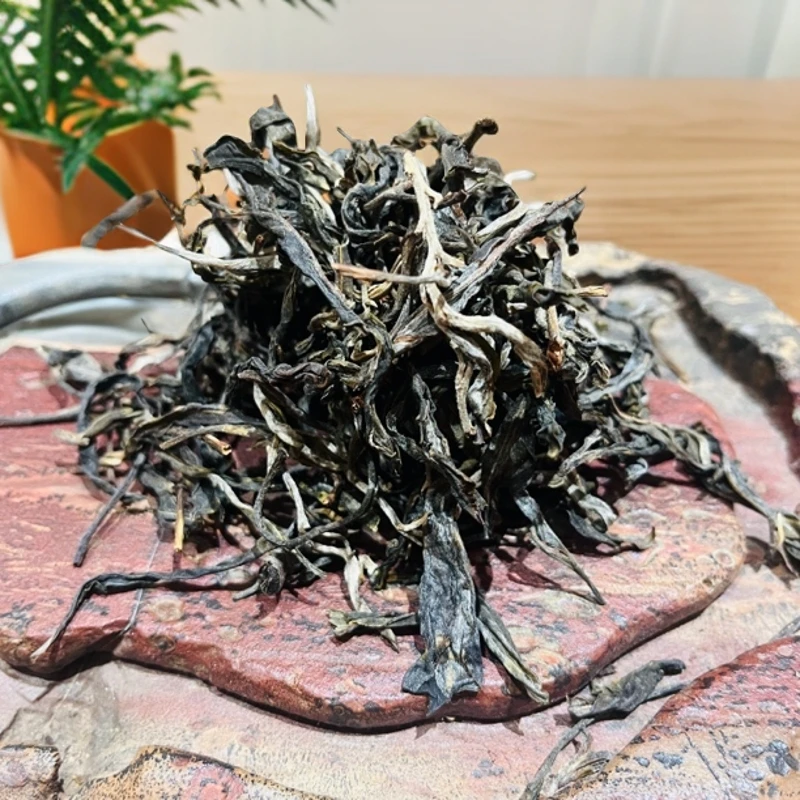 自己家贺开你黄金叶精选生茶100克散茶