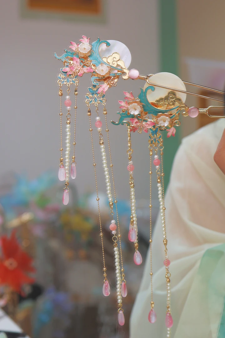 原创 春江花月 纯铜烧蓝贝壳流苏发簪汉服配饰古风配饰