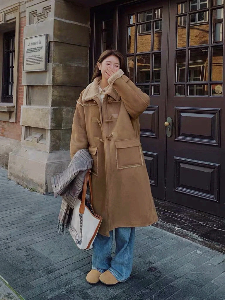 美拉德咖色米色皮 毛一体大衣长款牛角扣加厚毛立领毛绒外套