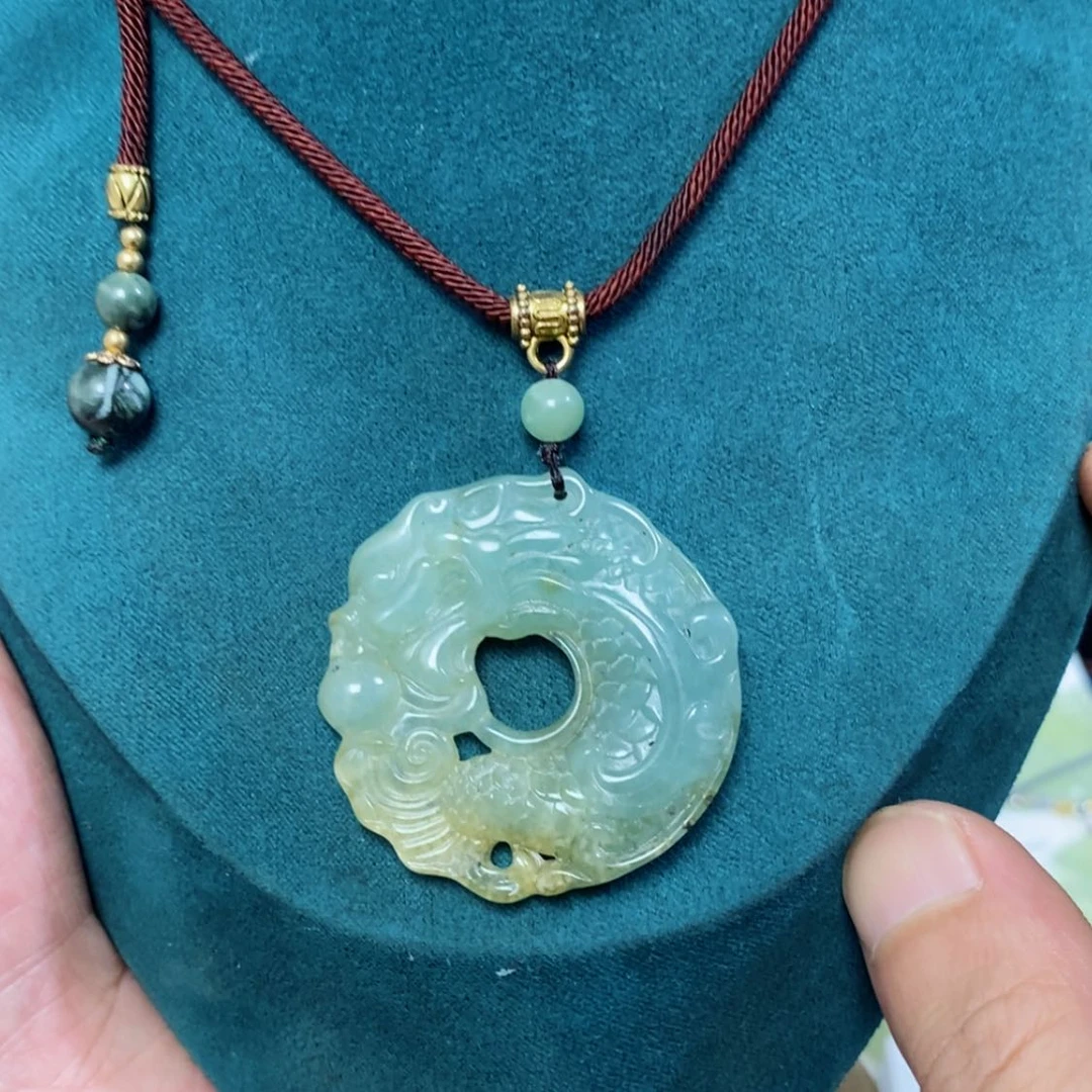 【闪购商品】蛇纹石玉颈饰未镶嵌