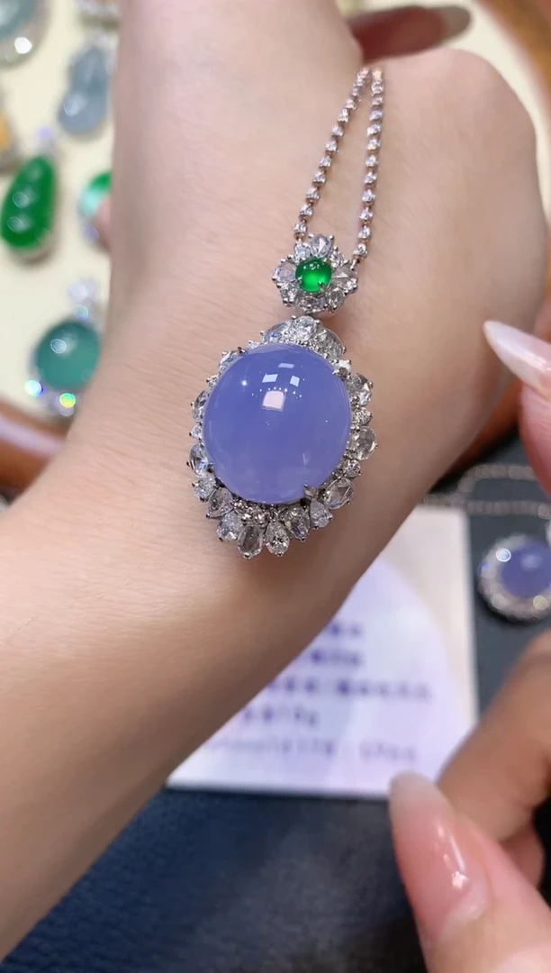 【闪购商品】翡翠吊坠(不含链)18K金镶嵌D23 紫货有一定色差