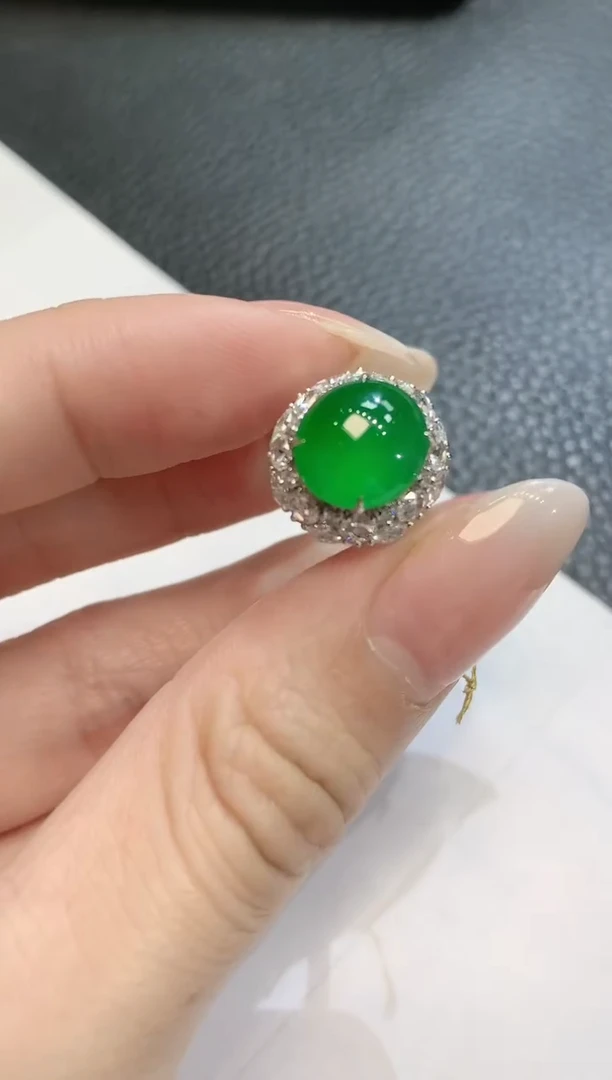 【闪购商品】翡翠戒指18K金镶嵌C77一件