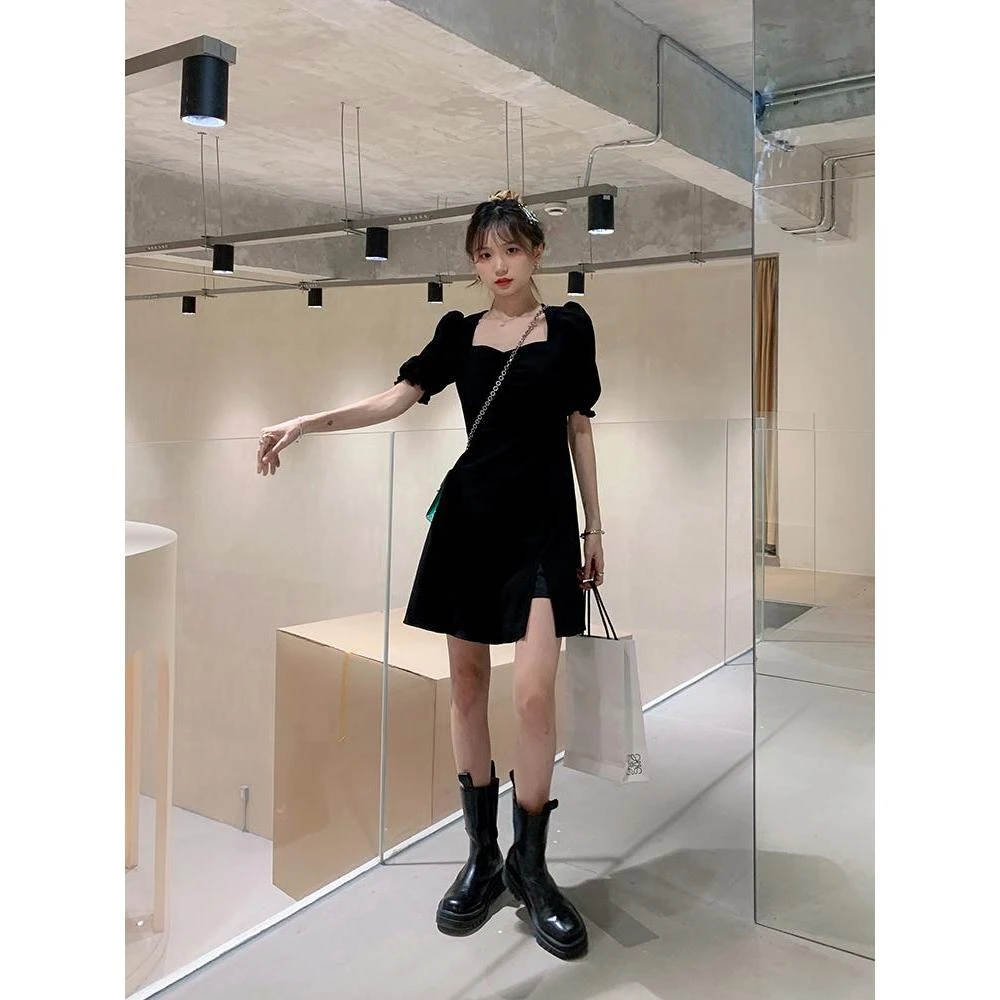 夏季复古小众小黑裙收腰设计感显瘦气质修身连衣裙开叉方领连衣裙